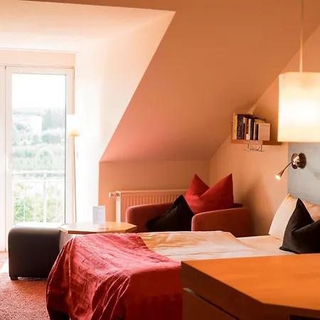 Atrium 4*