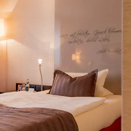 Atrium Hotel 4*