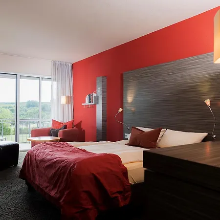 Atrium 4*