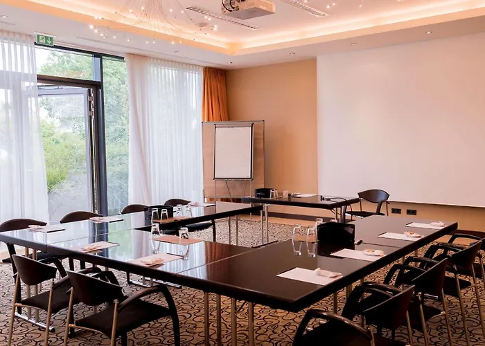 Ξενοδοχείο Atrium 4*